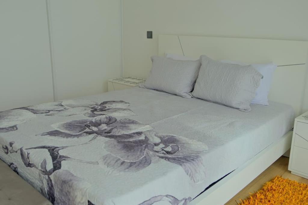 Avenida House A 700 Metros Da Praia Еспосенде Екстериор снимка